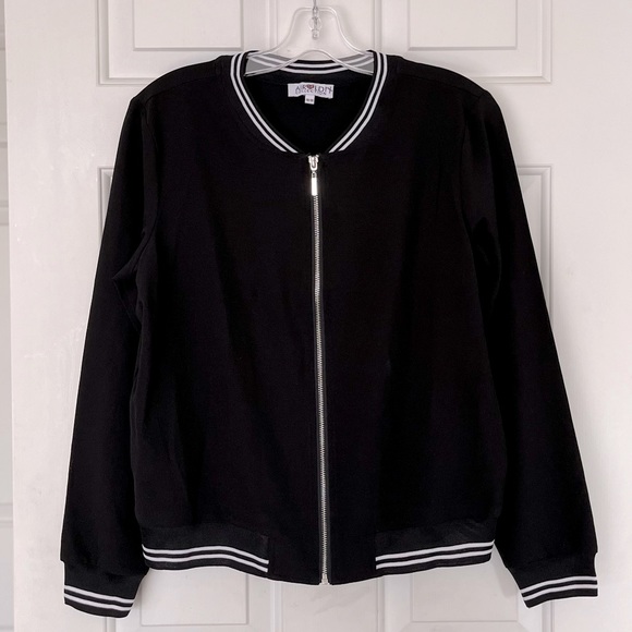 AIR❤️LDI Jackets & Blazers - AIR❤️LDI Collection Black Stripe Ribbed Athletic Bomber Jacket Size Medium
